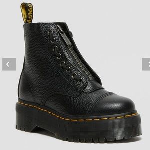 Dr. Martens Sinclair boots
